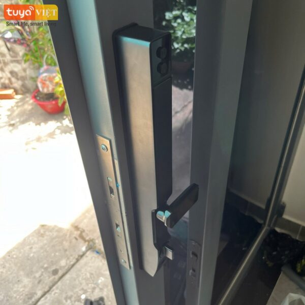 Khóa cửa vân tay tự động Tuya SA05